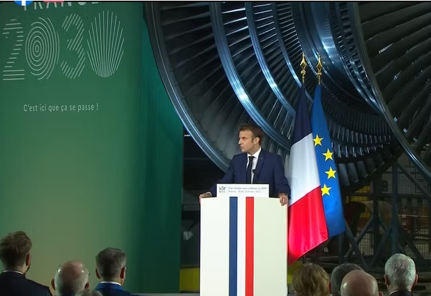 Президент Франції оголосив по плани з будівництва до 14 нових атомних енергоблоків